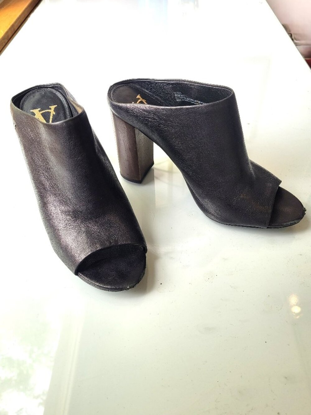 Vince Camuto Signature All Leather Black Mules Size 8.5